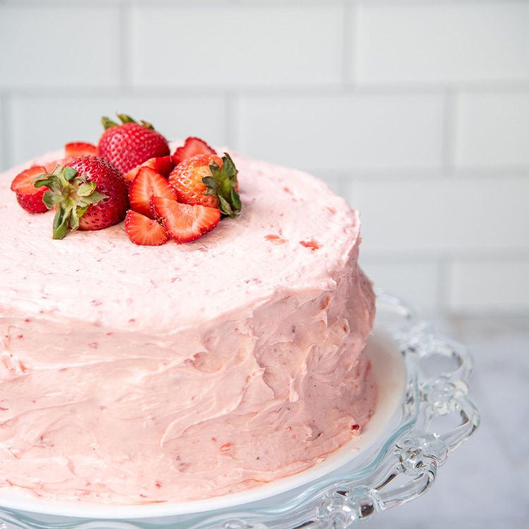 Sweet Strawberry Buttercream Cake